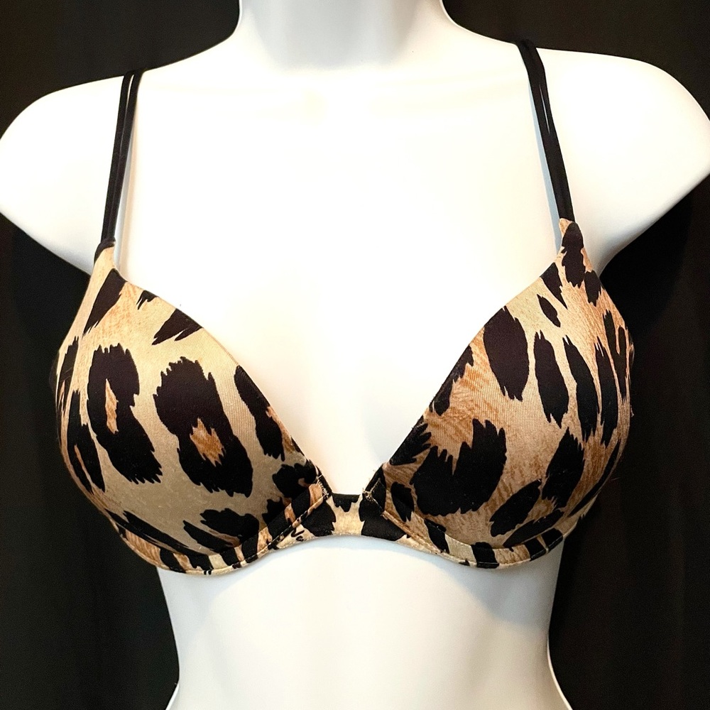 Victoria’s Secret “Very Sexy Push Up” Bra (34B)